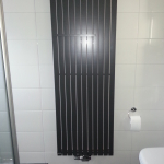 Badezimmer 2 Heizung schwarz